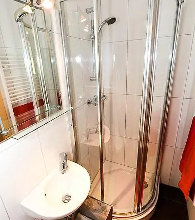 Komfortappartements Schoenblick Apartamento *