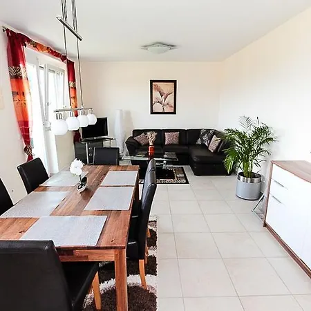 Komfortappartements Schoenblick Apartamento *