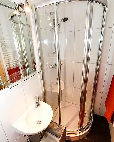 Komfortappartements Schoenblick Apartman *