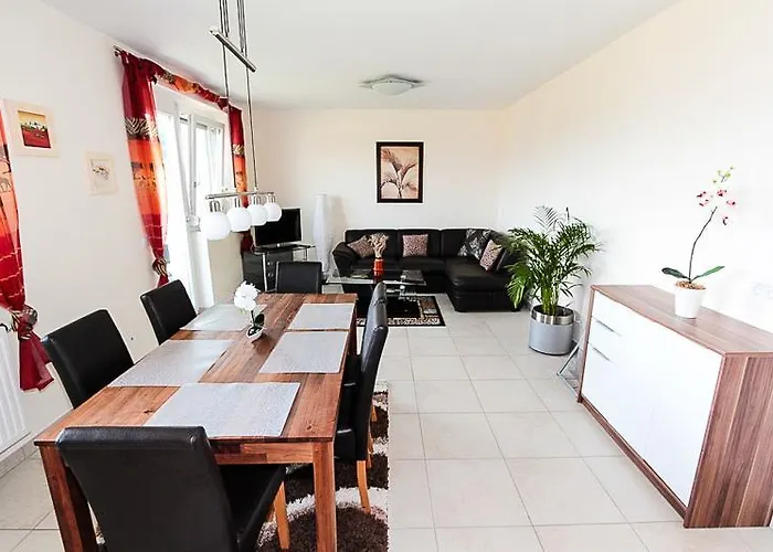 Komfortappartements Schoenblick Apartman *